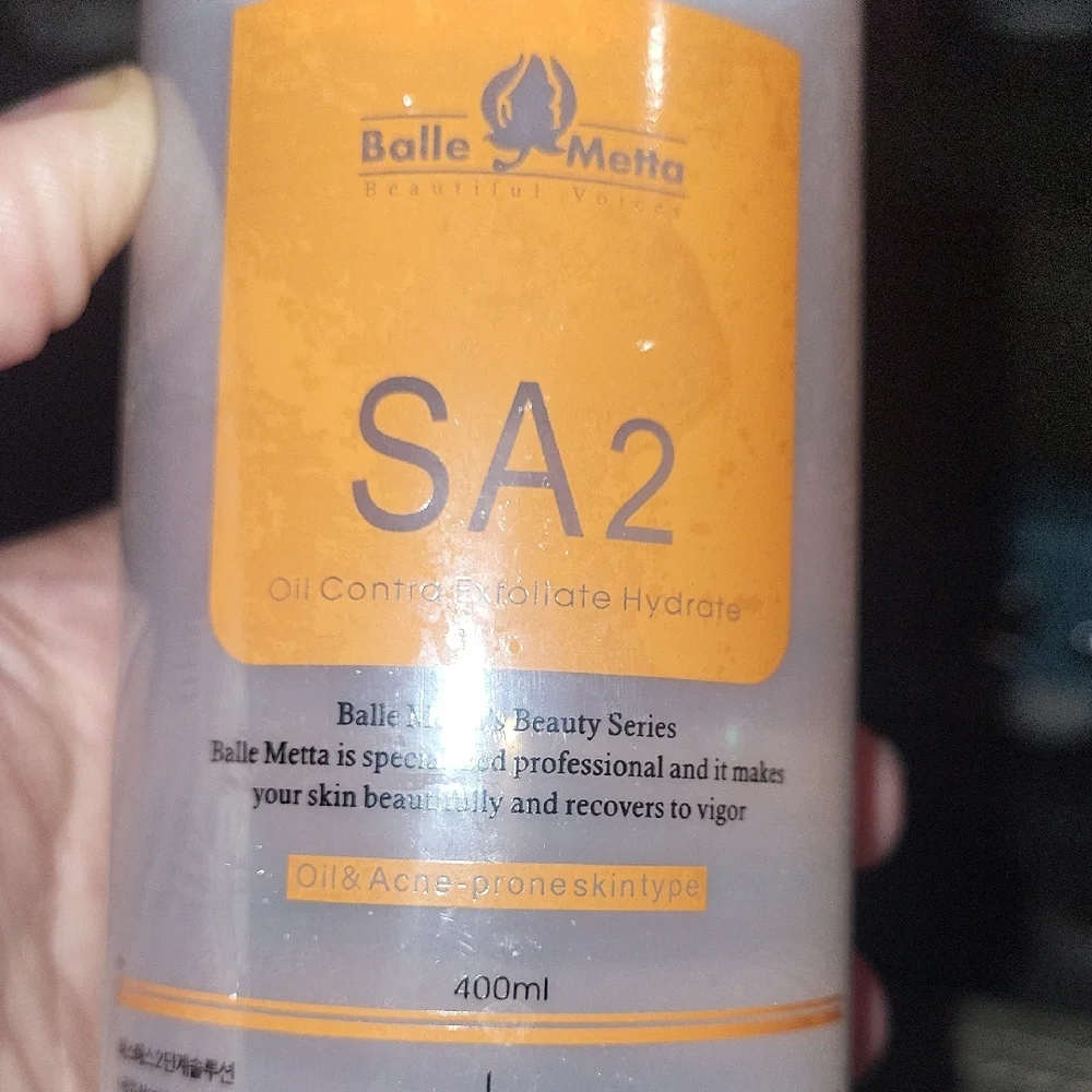 SA2 Skincare Cleanser - White and Orange - Picture 5 of 10